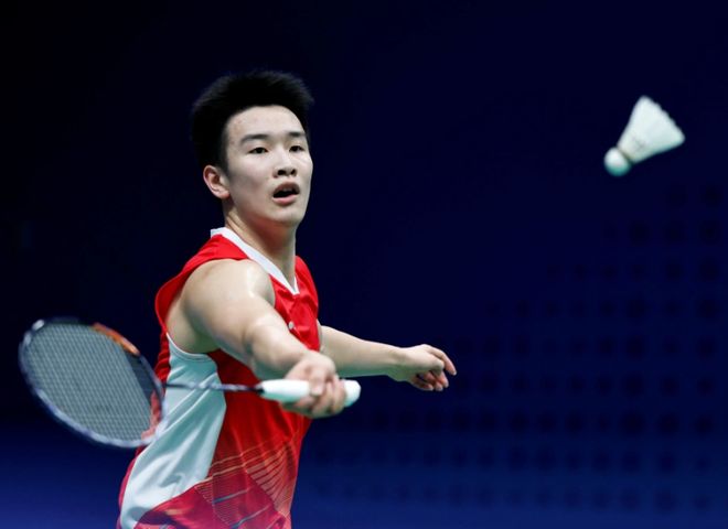 翘首以盼的 翘首以盼的