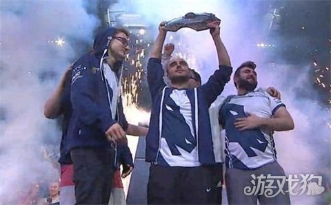 队的关键人 队的关键人