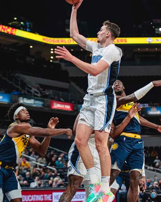 紧密防守 紧密防守