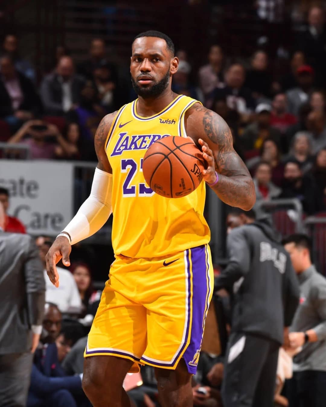 而围绕投手 而围绕投手